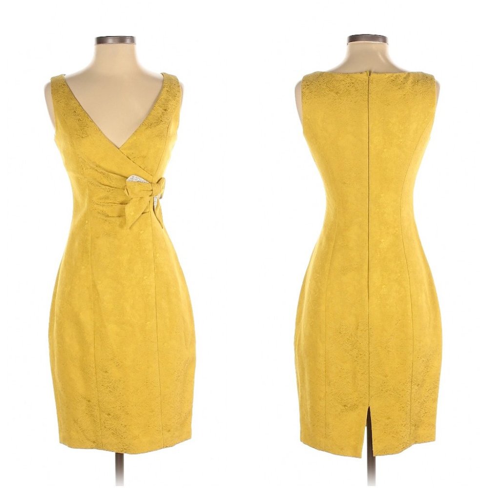 Sleeveless Mustard Yellow V-Neck Sheath Dress